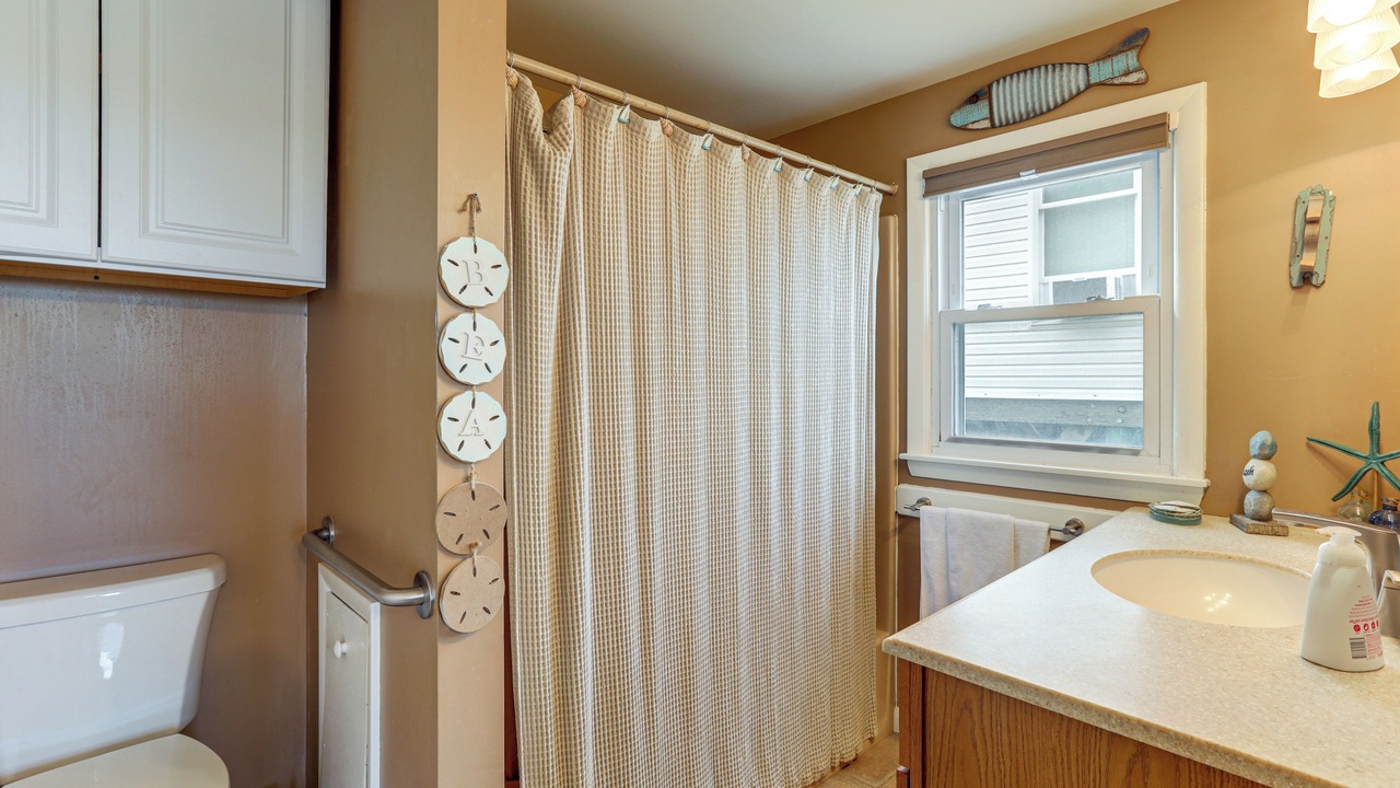 Photo of Bathroom in Downe