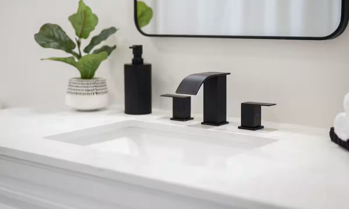 Photo of Bathroom in Lakeland