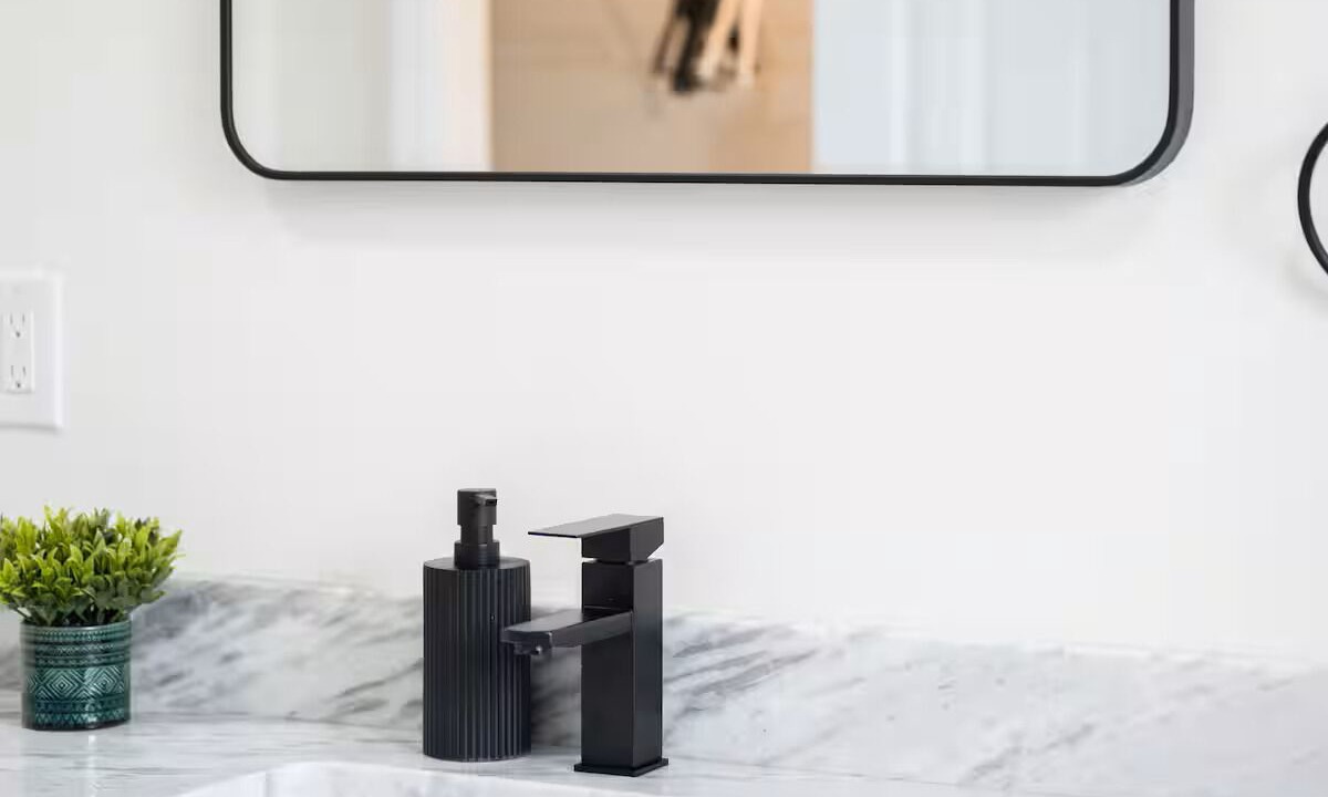 Photo of Bathroom in Lakeland