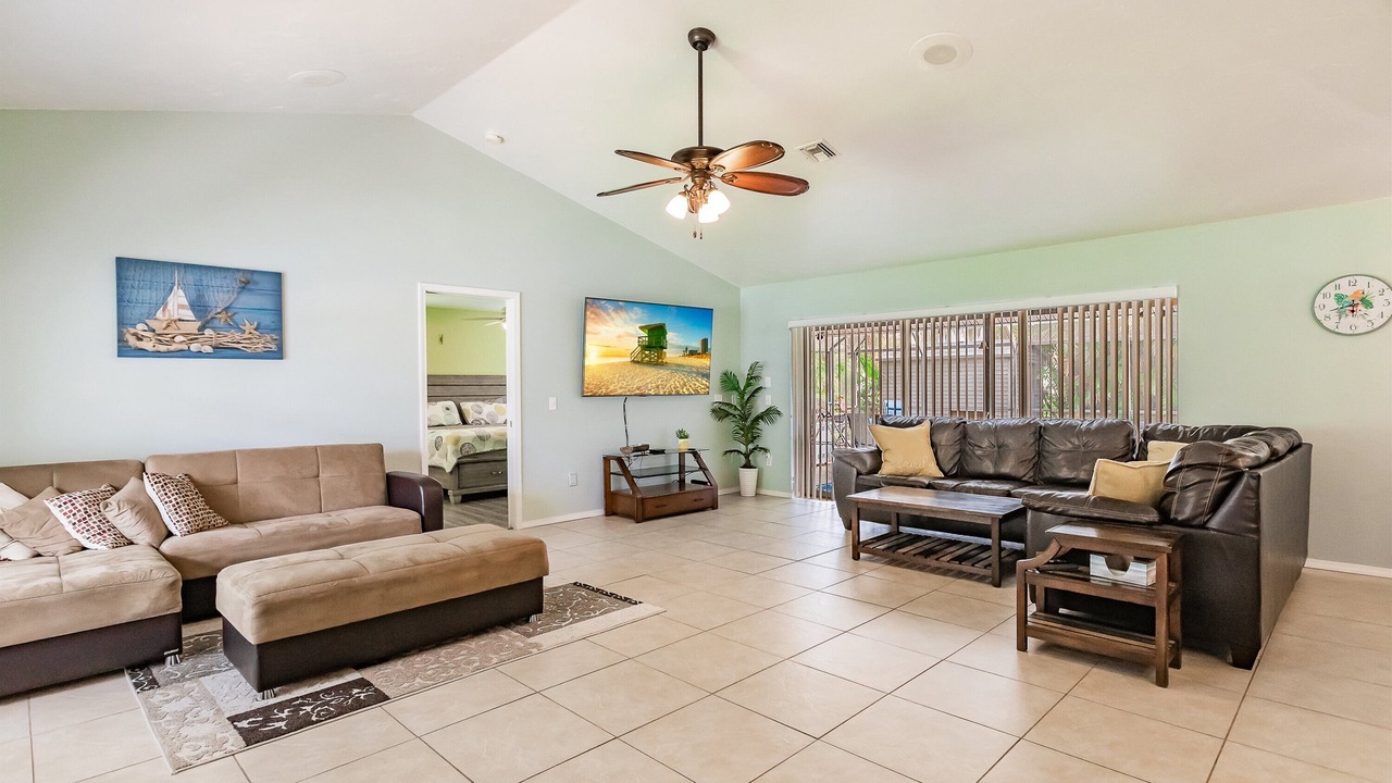 Photo of Livingroom in Laurel
