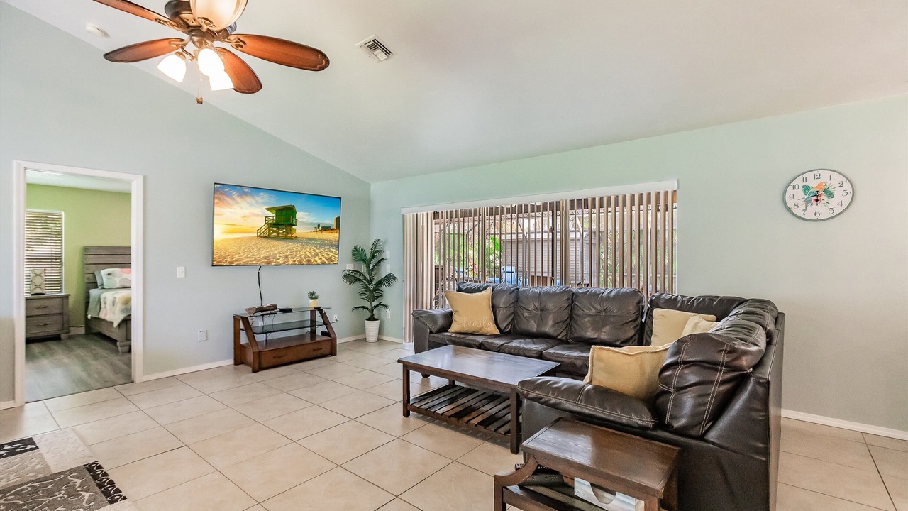 Photo of Livingroom in Laurel