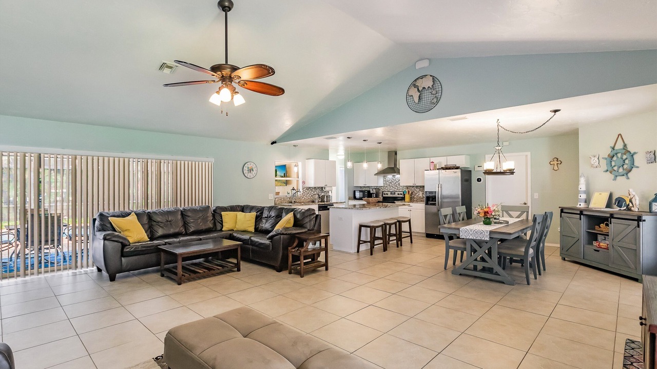 Photo of Livingroom in Laurel