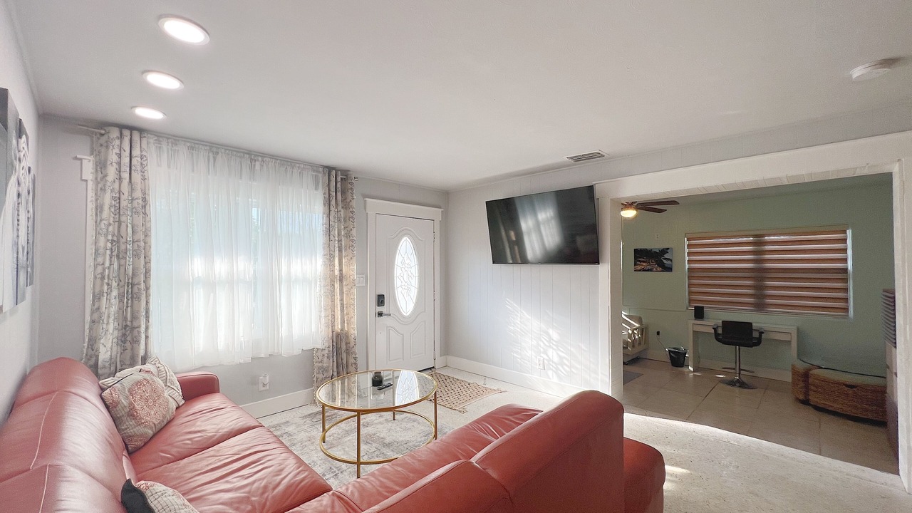 Photo of Livingroom in Fort Myers