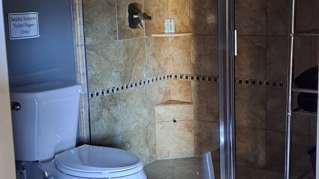 Photo of Bathroom in Valrico