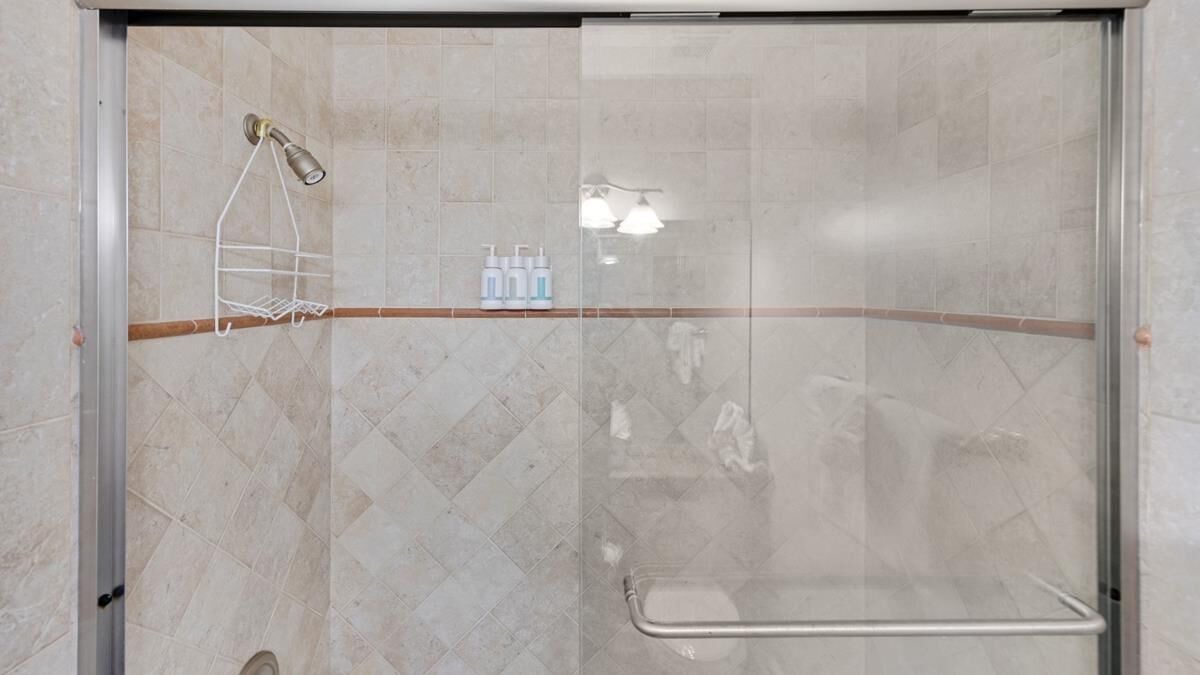 Photo of Bathroom in Marathon
