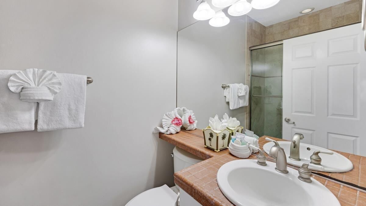 Photo of Bathroom in Marathon