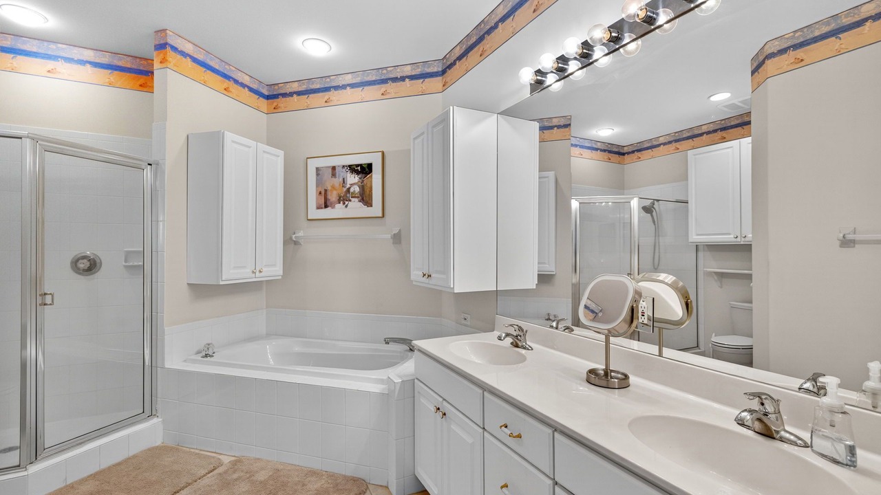Photo of Bathroom in Tropical Cove