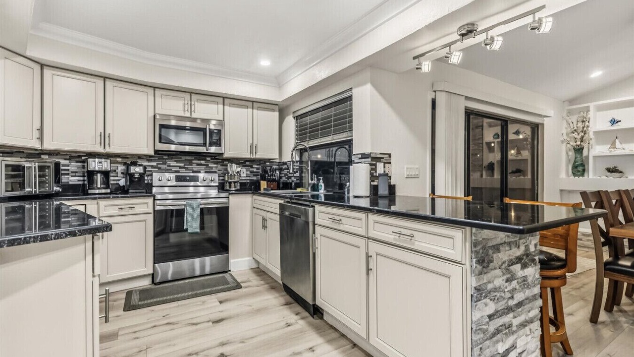 Photo of Kitchen in Westlake Village