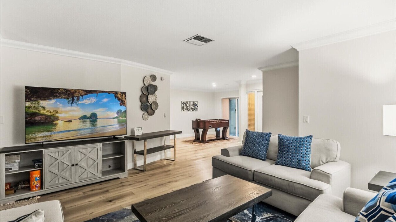 Photo of Livingroom in Westlake Village