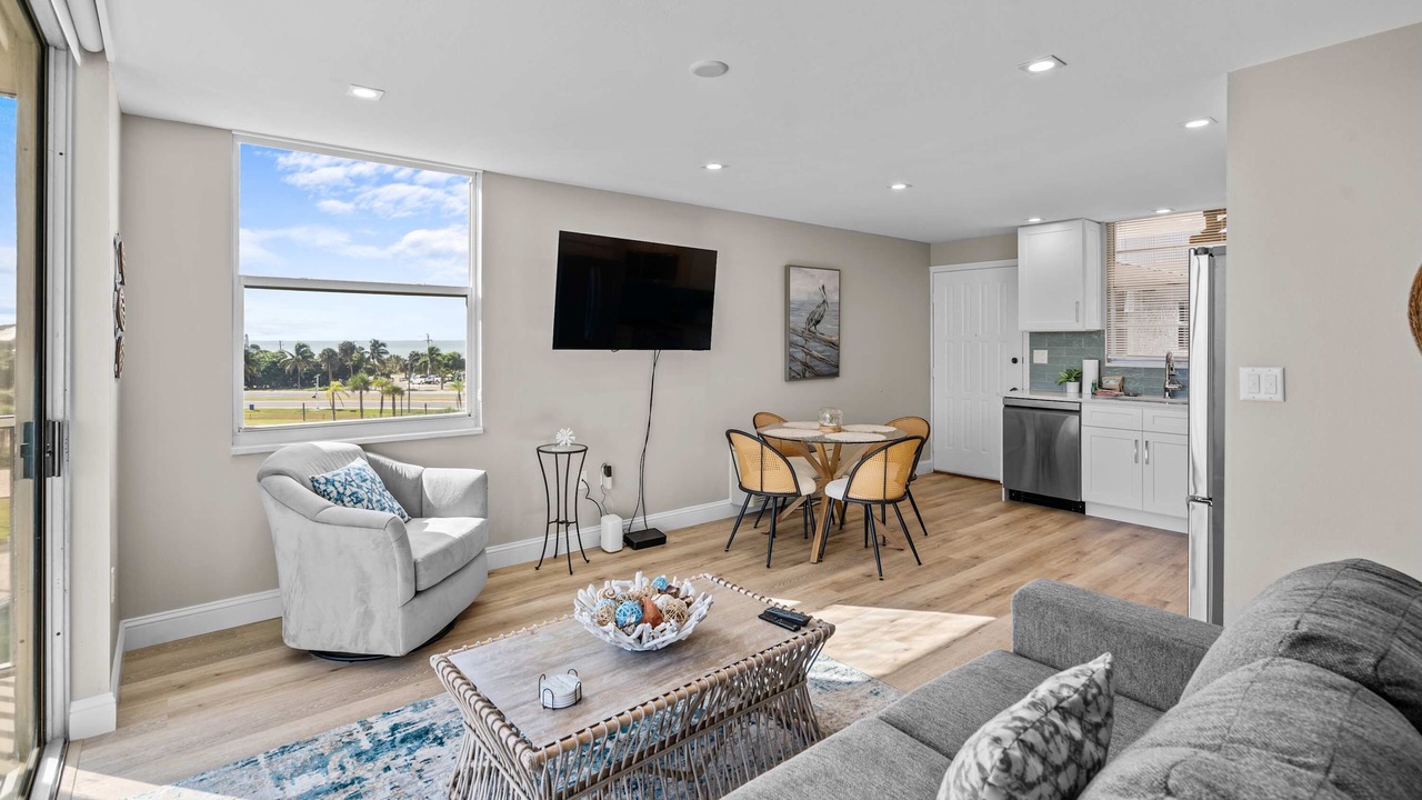 Photo of Livingroom in Bonita Springs