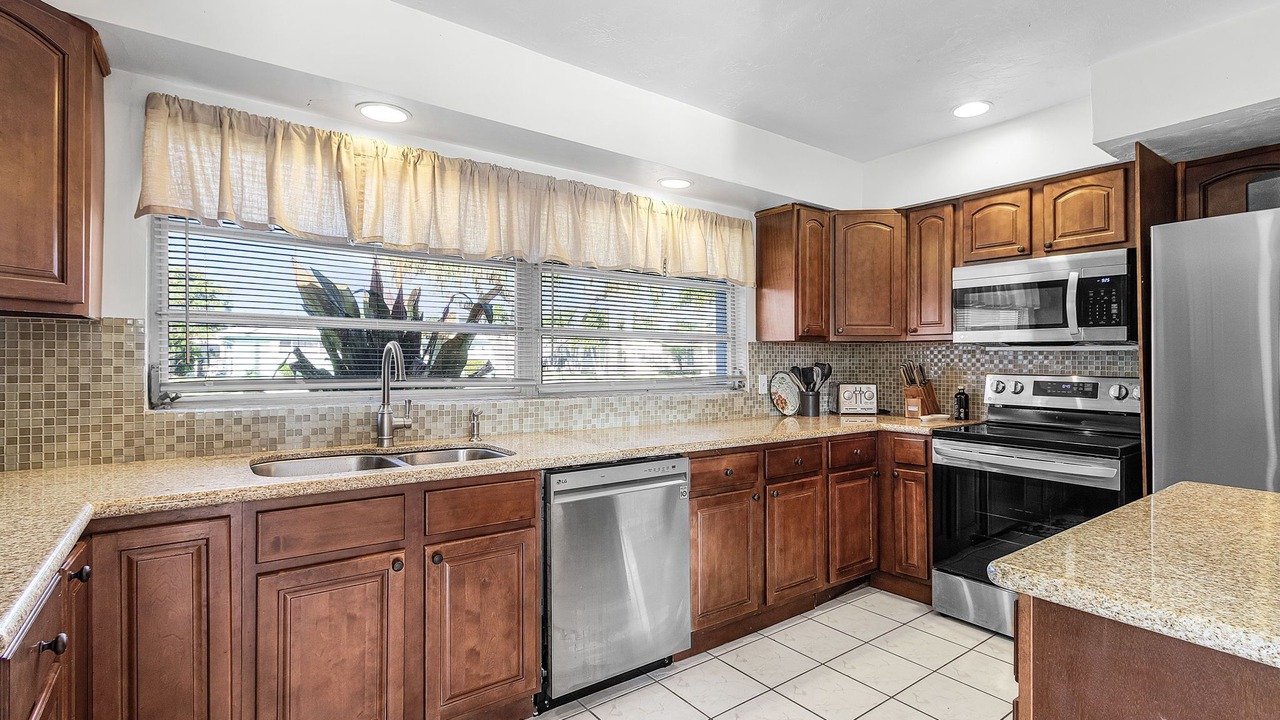 Photo of Kitchen in Yacht Club