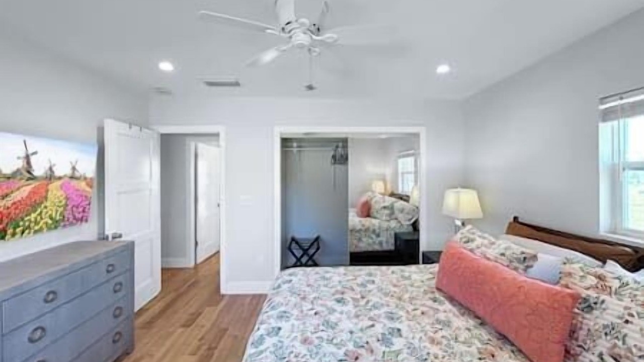 Photo of Bedroom in Sebring Shores