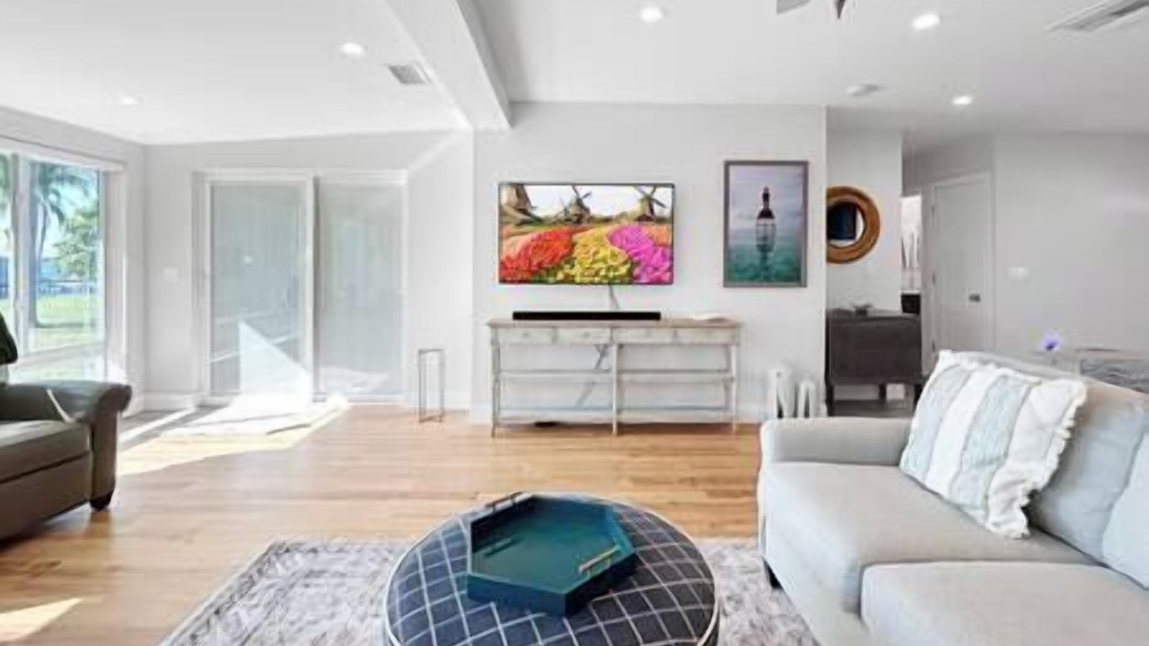 Photo of Livingroom in Sebring Shores