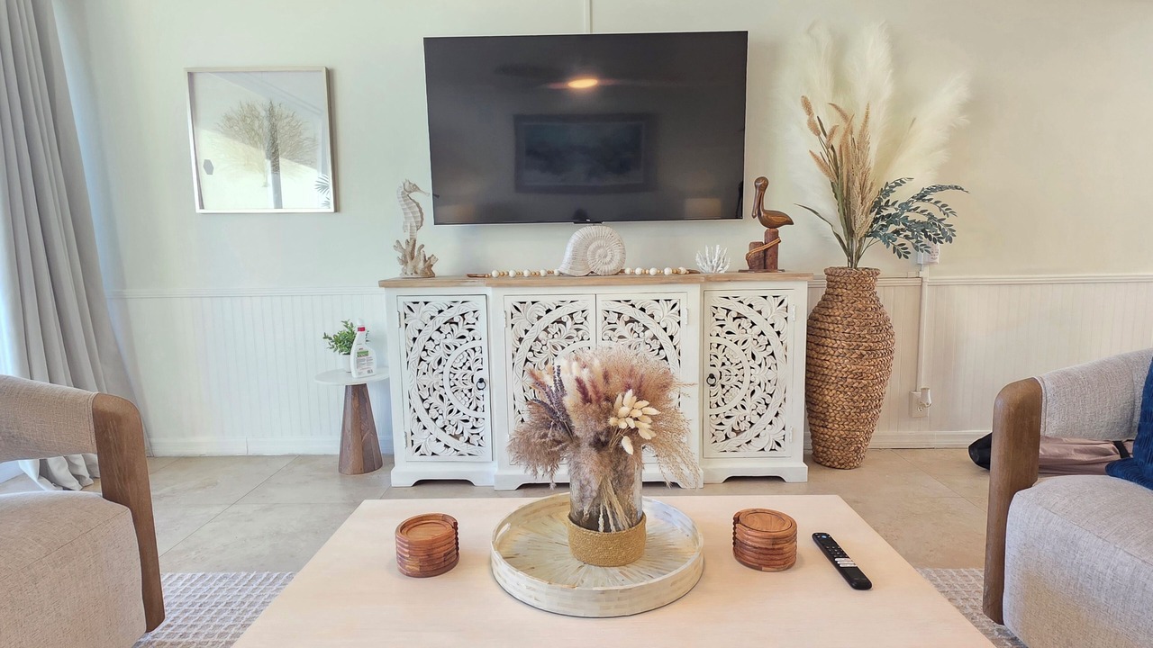 Photo of Livingroom in Hutchinson Island South