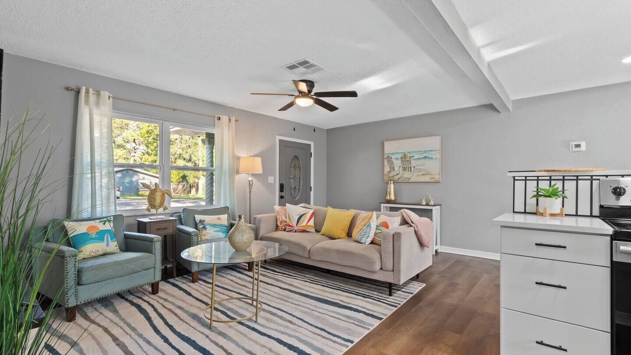 Photo of Livingroom in Highpoint