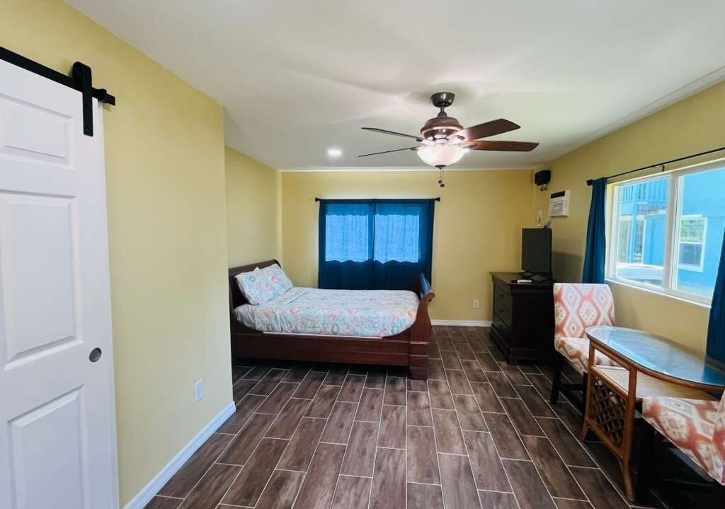 Photo of Bedroom in Saint James City