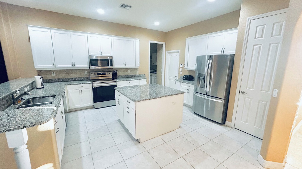 Photo of Kitchen in Yacht Club