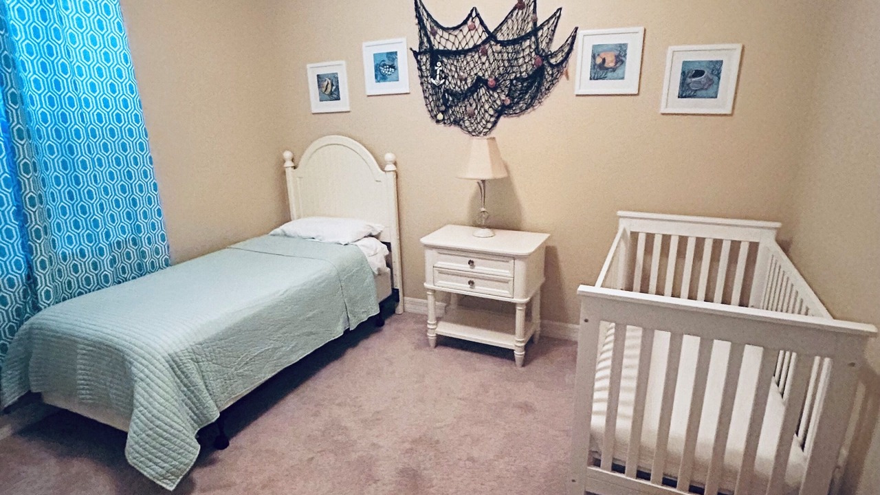 Photo of Bedroom in Yacht Club