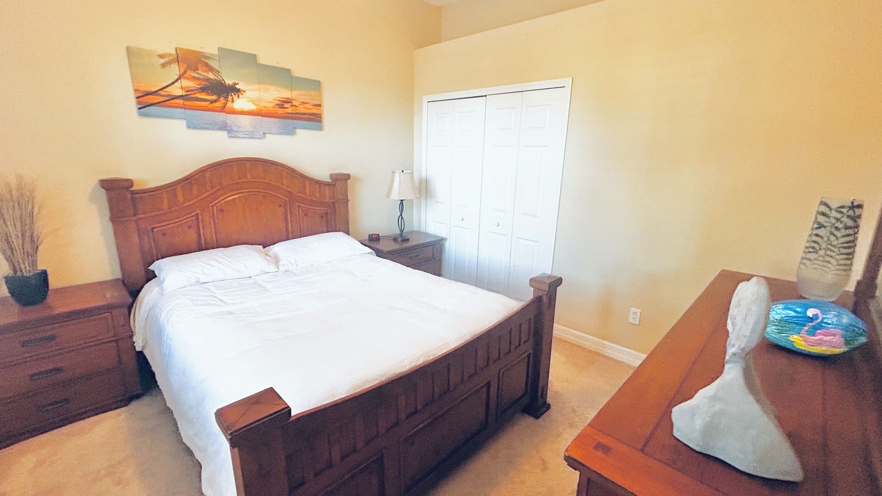 Photo of Bedroom in Yacht Club
