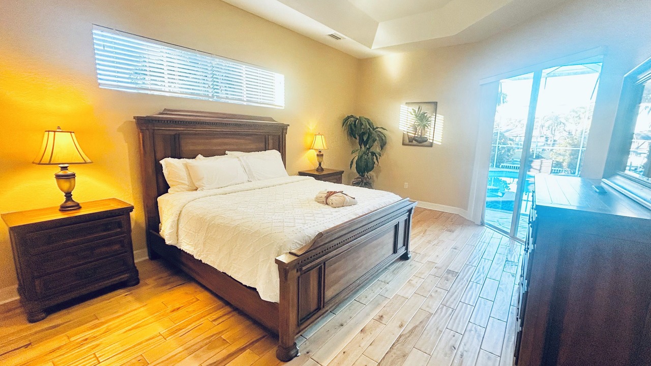 Photo of Bedroom in Yacht Club