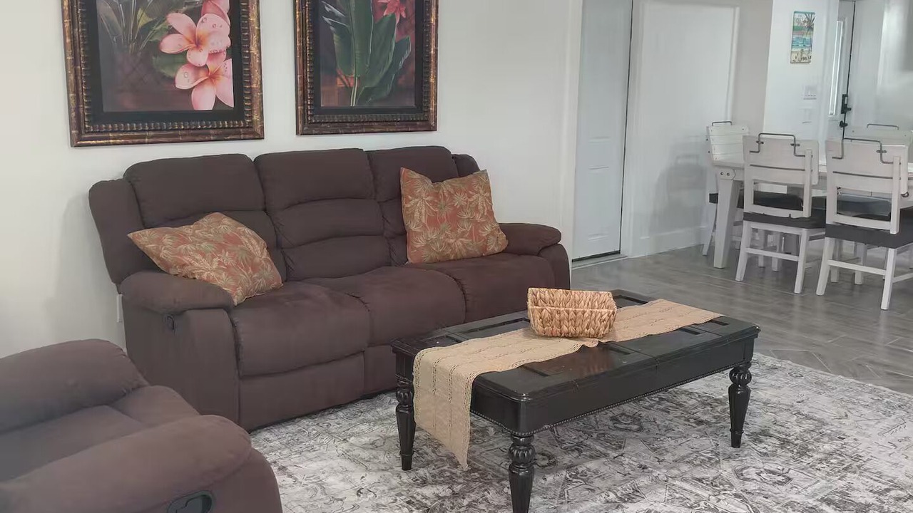 Photo of Livingroom in Gibsonton