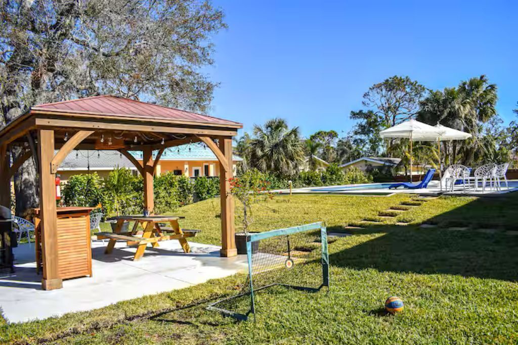 Photo of Outdoor in Bonita Shores