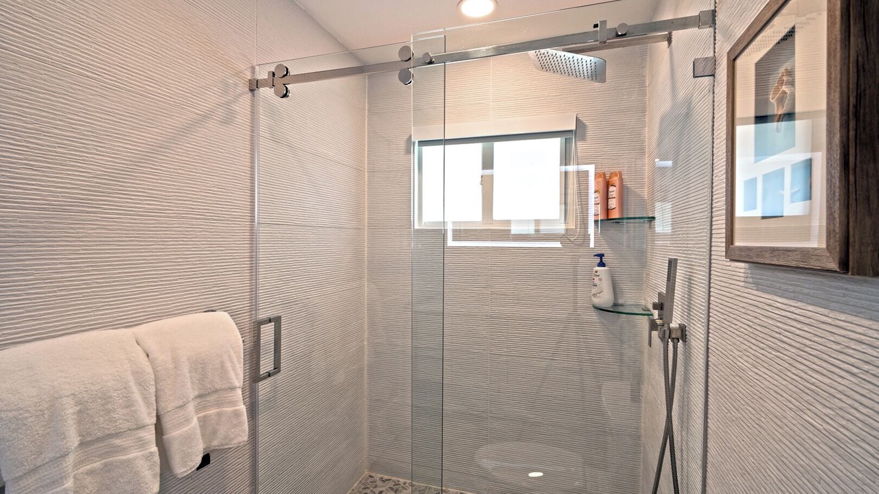 Photo of Bathroom in Tavernier