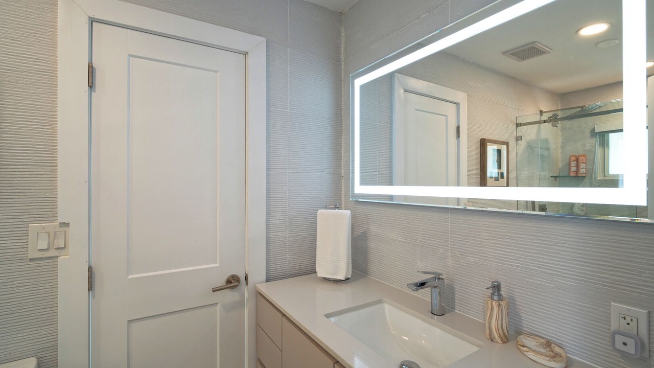 Photo of Bathroom in Tavernier