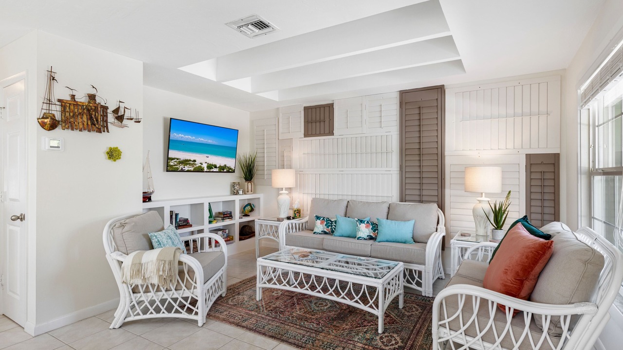 Photo of Livingroom in Captiva