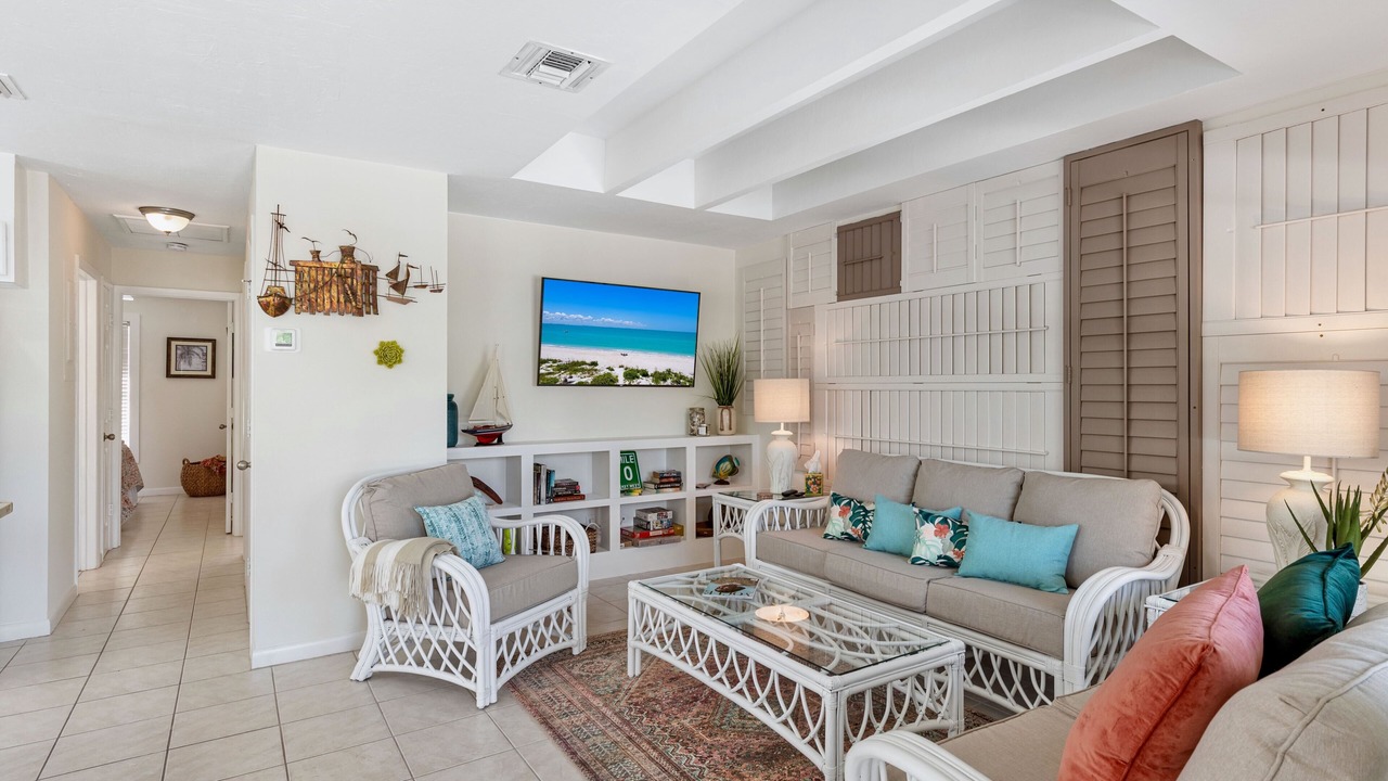 Photo of Livingroom in Captiva