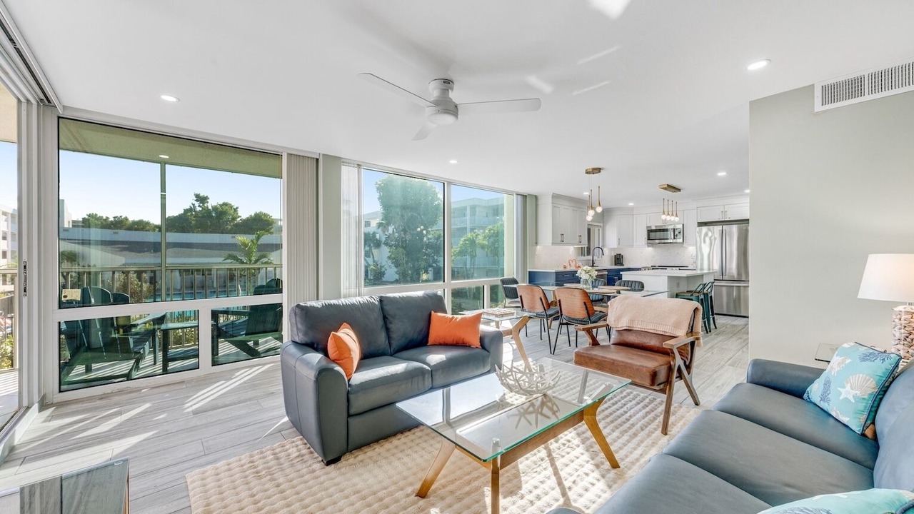 Photo of Livingroom in Sanibel