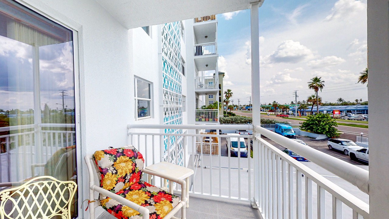 Photo of Patio Balcony in South Patrick Shores