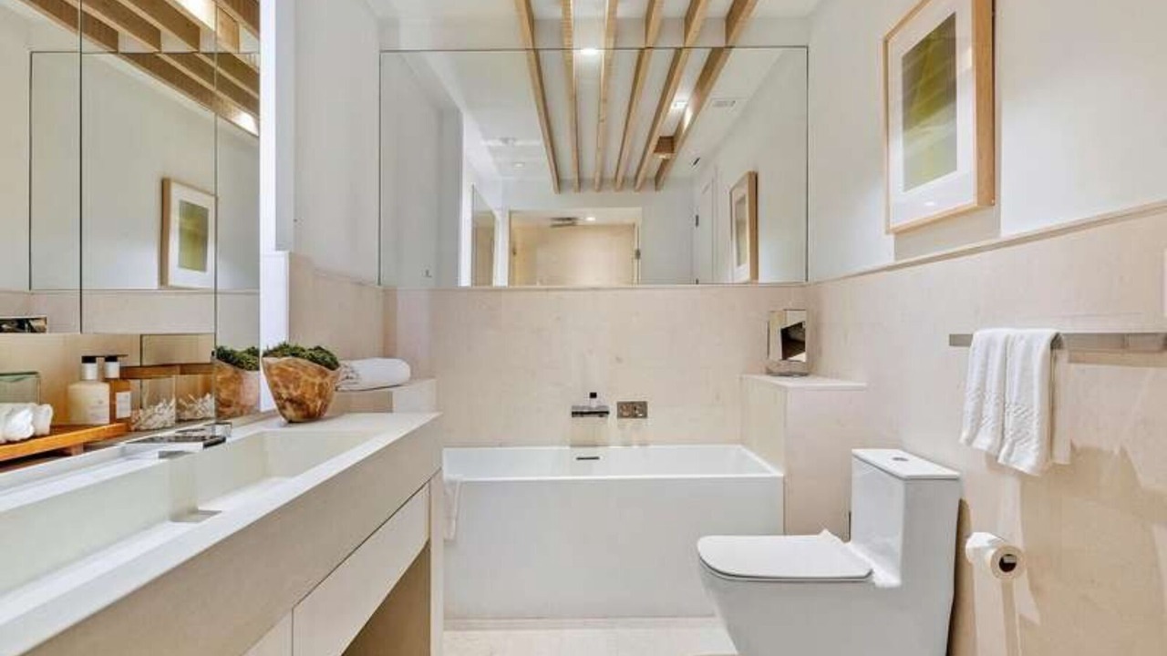 Photo of Bathroom in South Beach