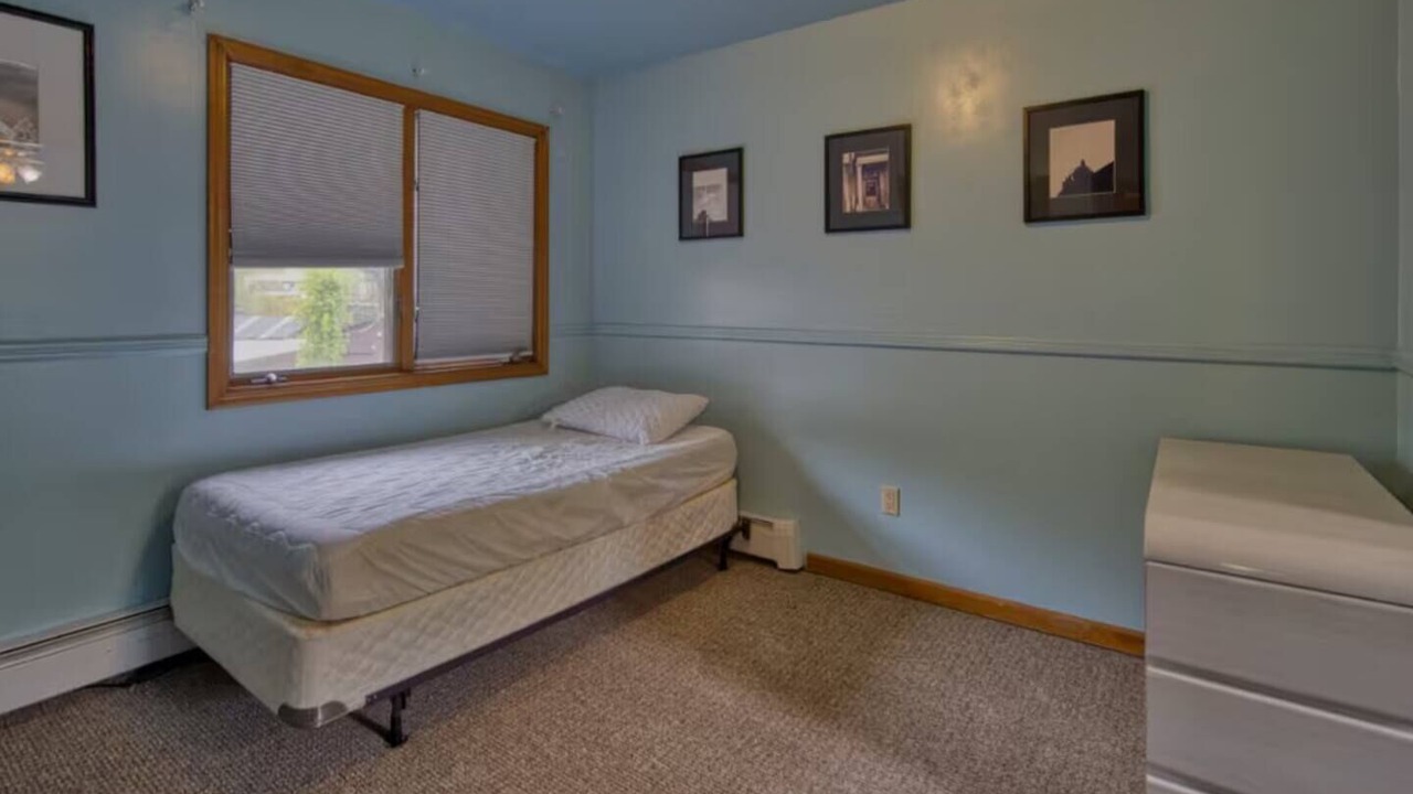 Photo of Bedroom in Landing