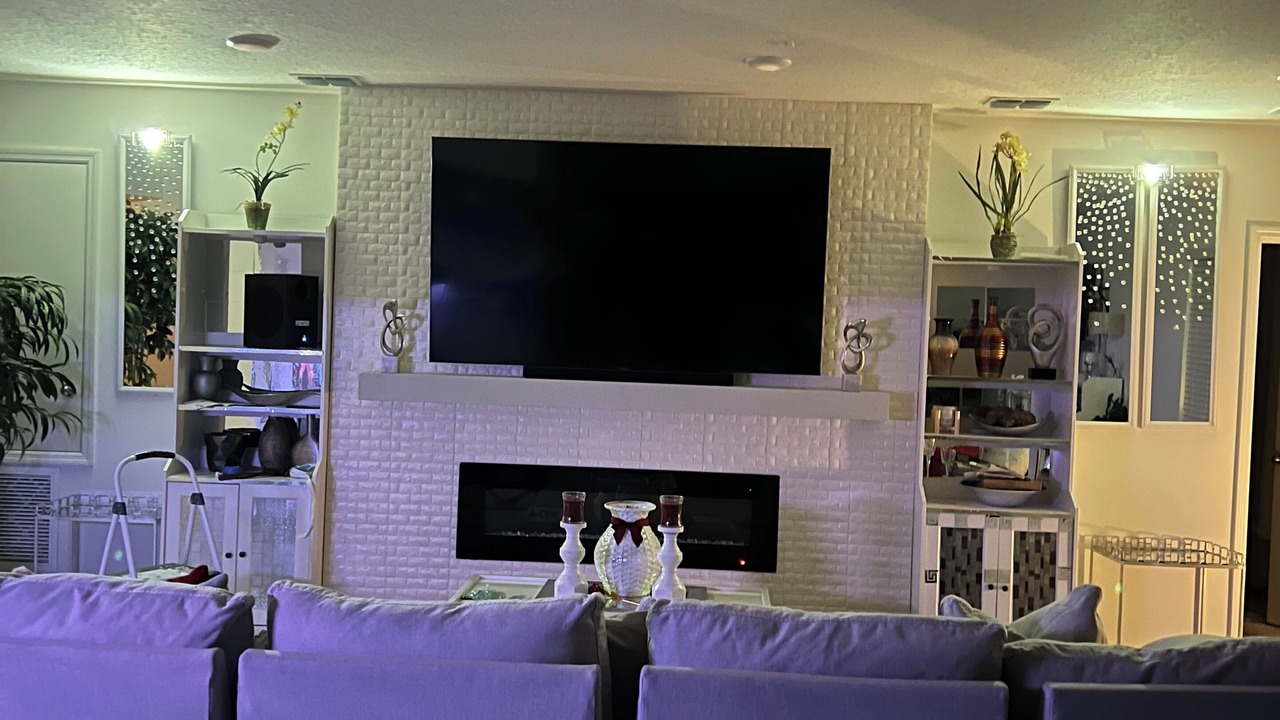 Photo of Livingroom in Lakeland - Winter Haven