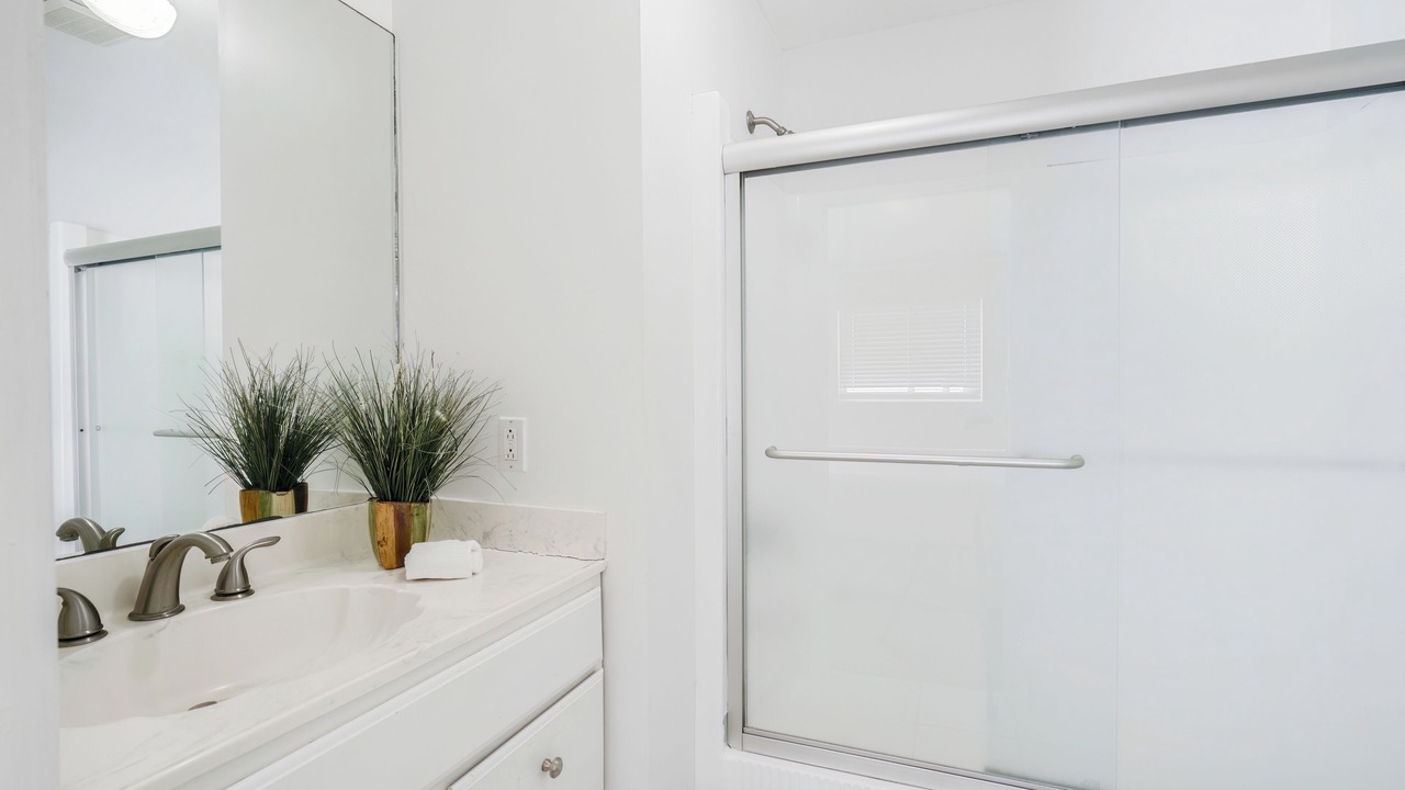 Photo of Bathroom in Islamorada