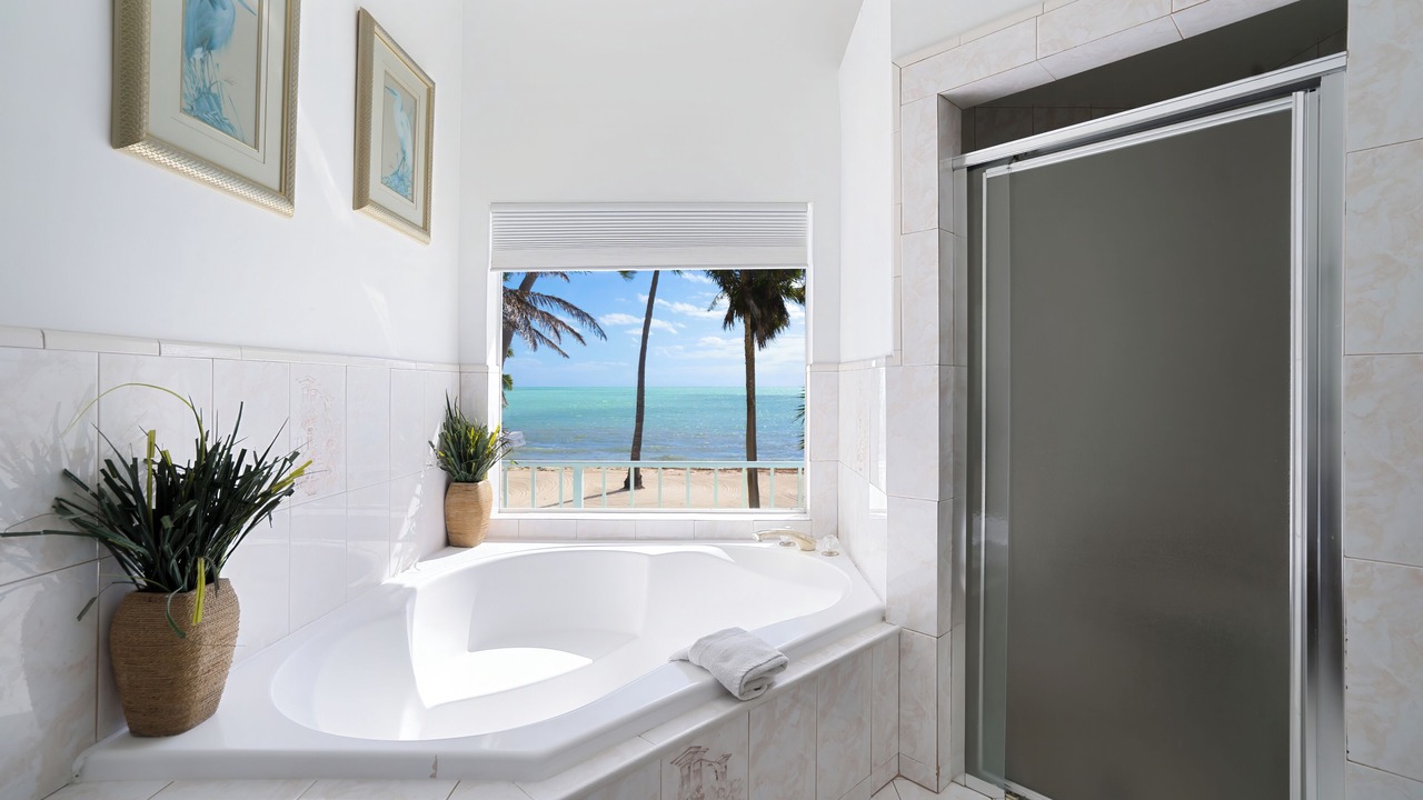 Photo of Bathroom in Islamorada