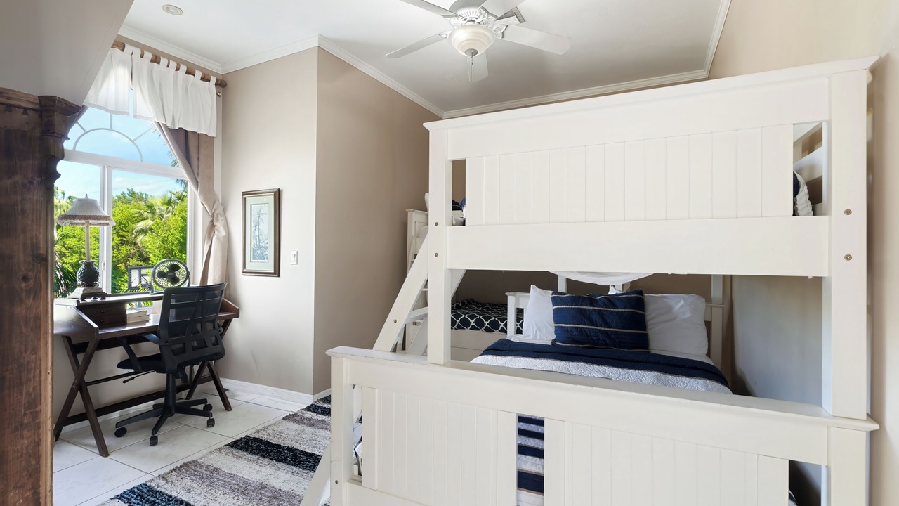 Photo of Bedroom in Islamorada