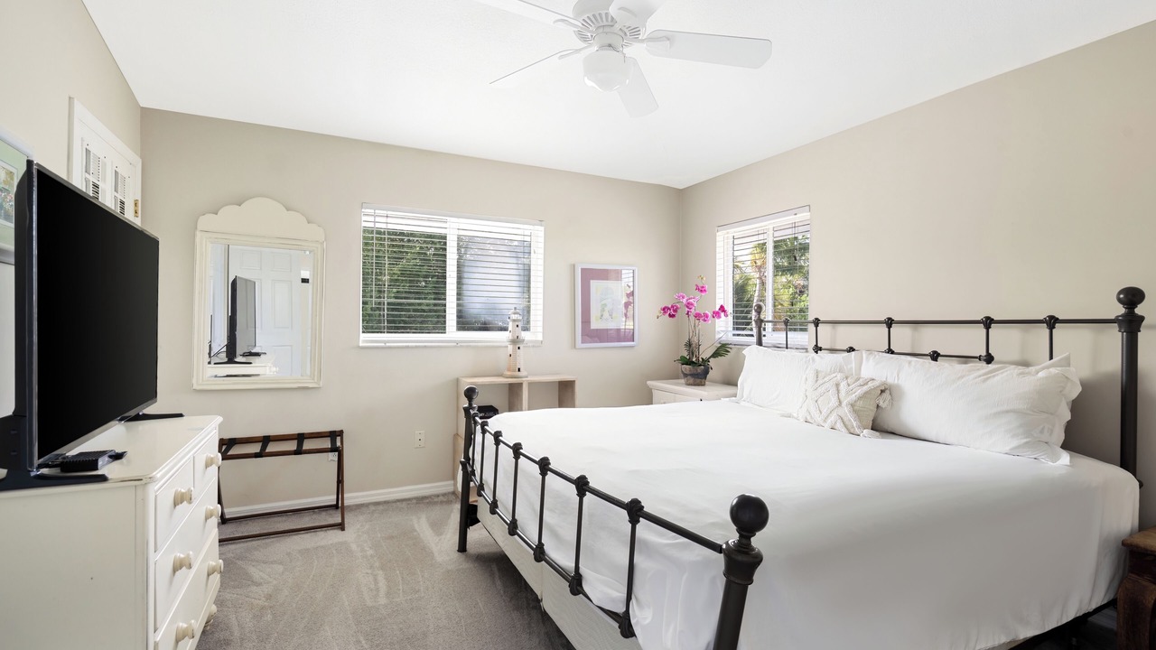 Photo of Bedroom in Islamorada