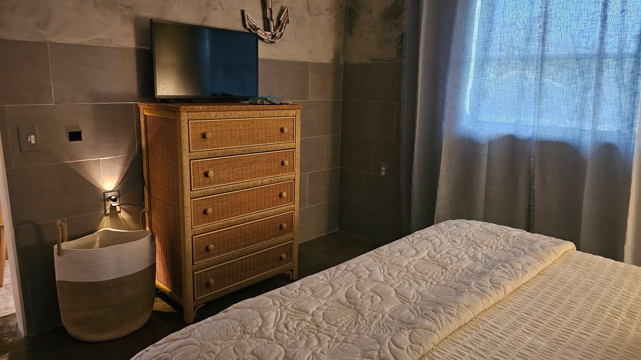 Photo of Bedroom in Saint James City