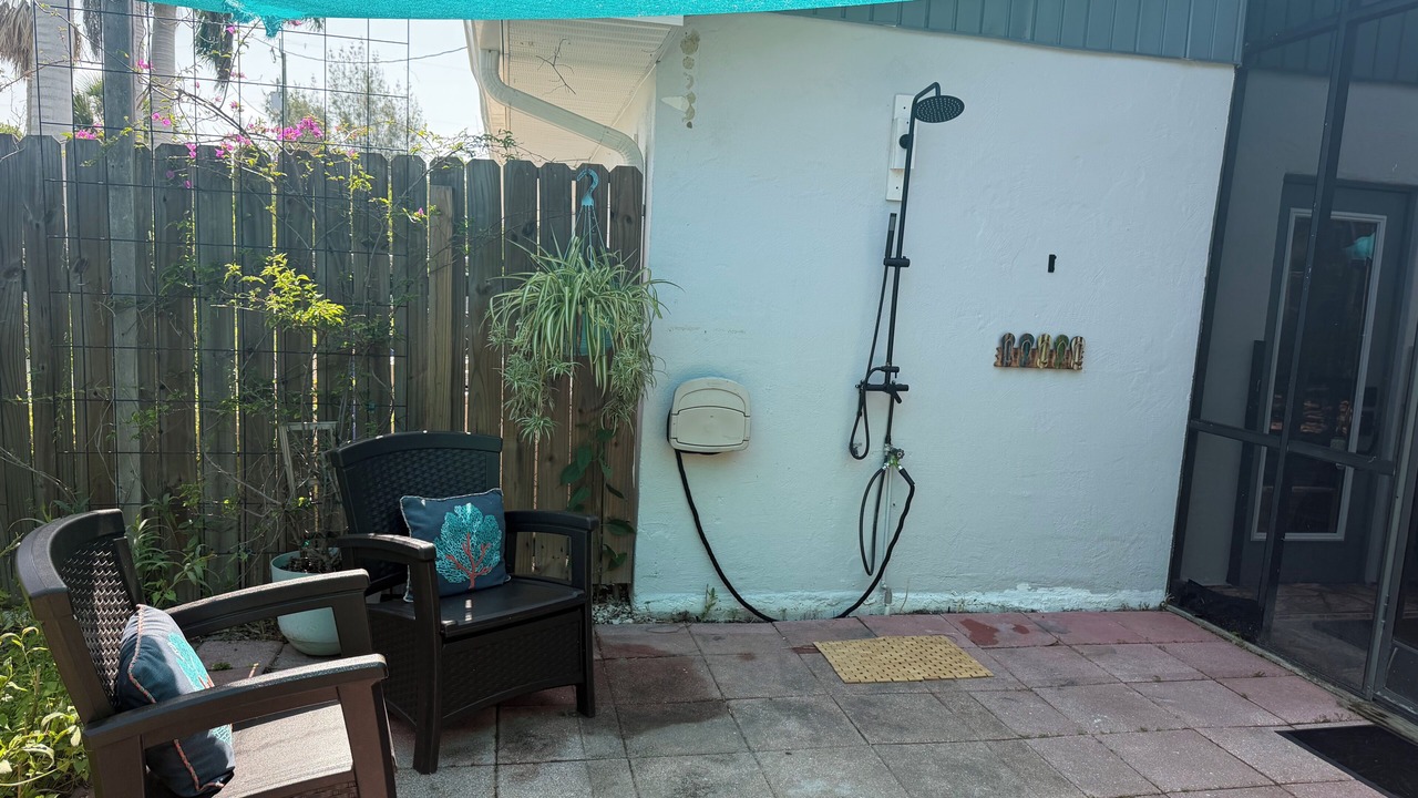 Photo of Patio Balcony in Saint James City
