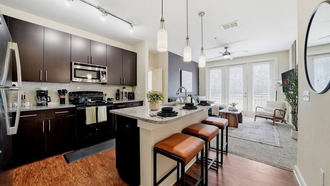 Photo of Kitchen in Courier City - Oscawana