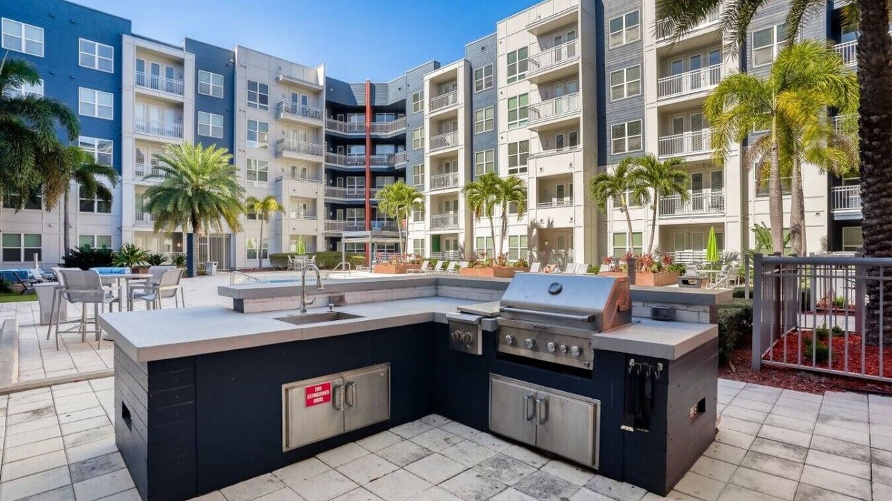 Photo of Outdoor in Courier City - Oscawana