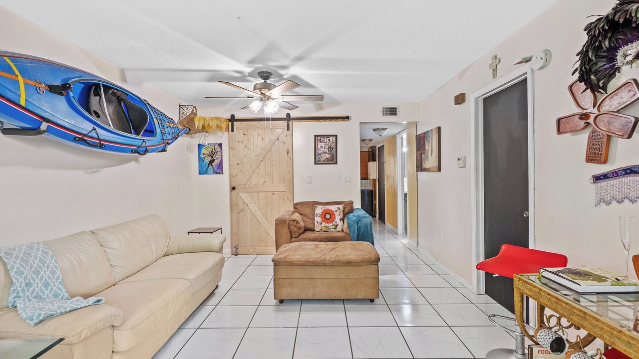 Photo of Livingroom in Plantation