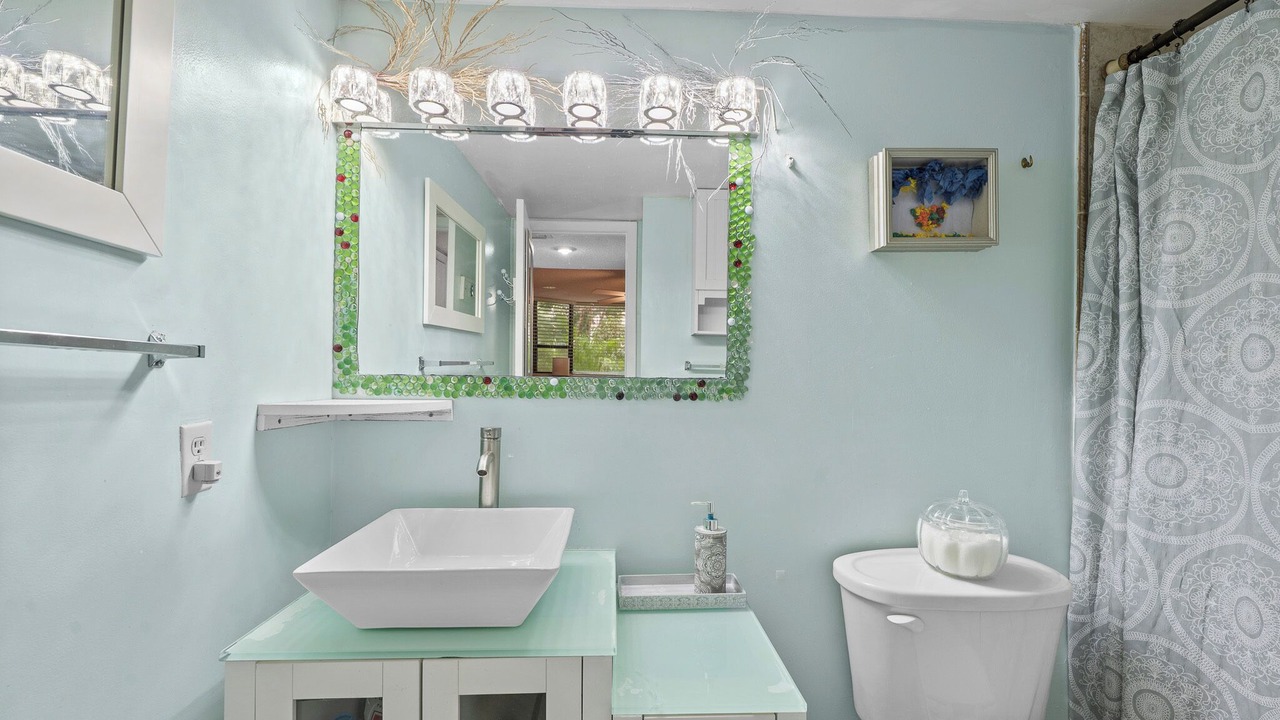 Photo of Bathroom in Plantation