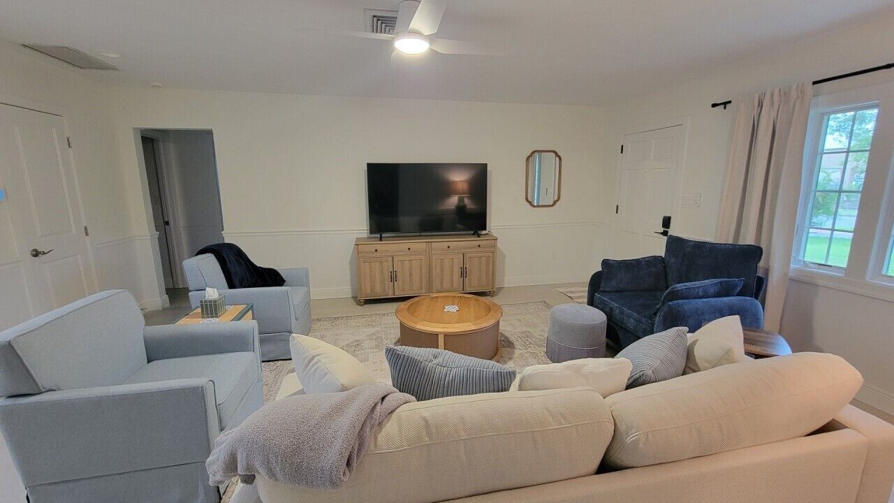 Photo of Livingroom in Saint Armands Key