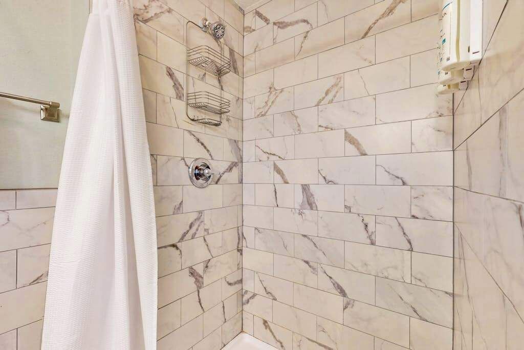 Photo of Bathroom in Bayou Oaks