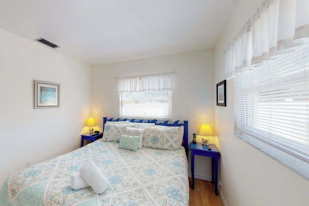 Photo of Bedroom in Holmes Beach