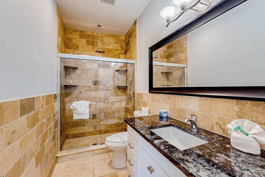 Photo of Bathroom in Bayou Oaks