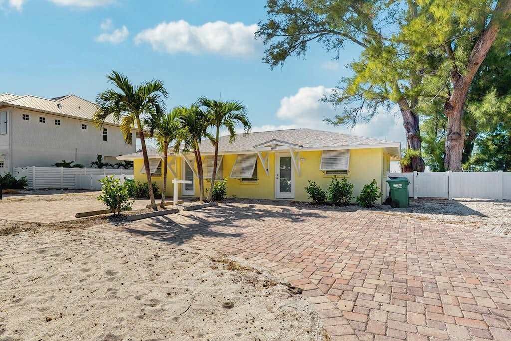Photo of Outdoor in Holmes Beach